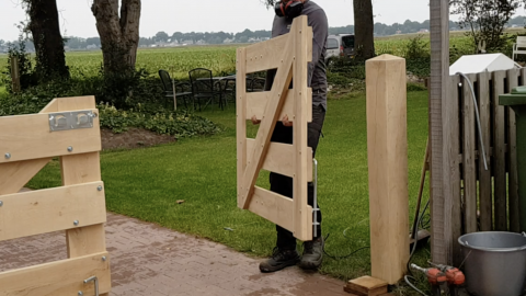 Video plaatsing houten poorten