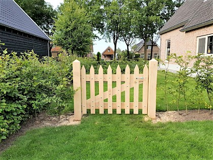 Voorbeeld 9: tuinhekje - Royal Fence | houten hekken en houten poorten